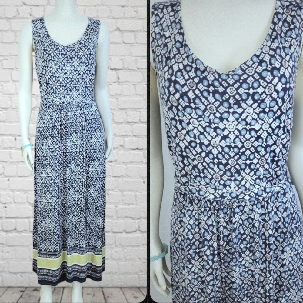 NWOT Sustainable Moroccan Tile Boho Print V Neck Maxi Dress